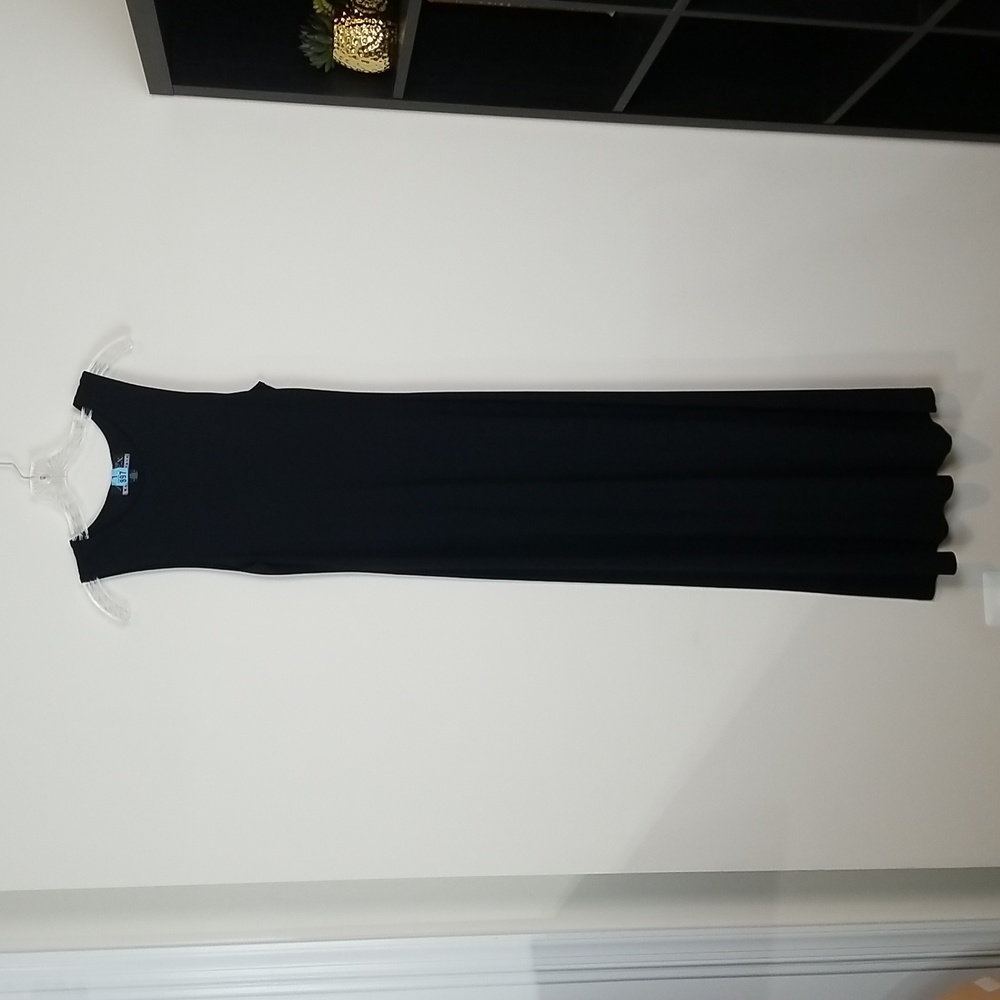 CASUAL CORNER ANNEX ESSENTIALS Black Rayon Blend Sleeveless A-Line Maxi Dress